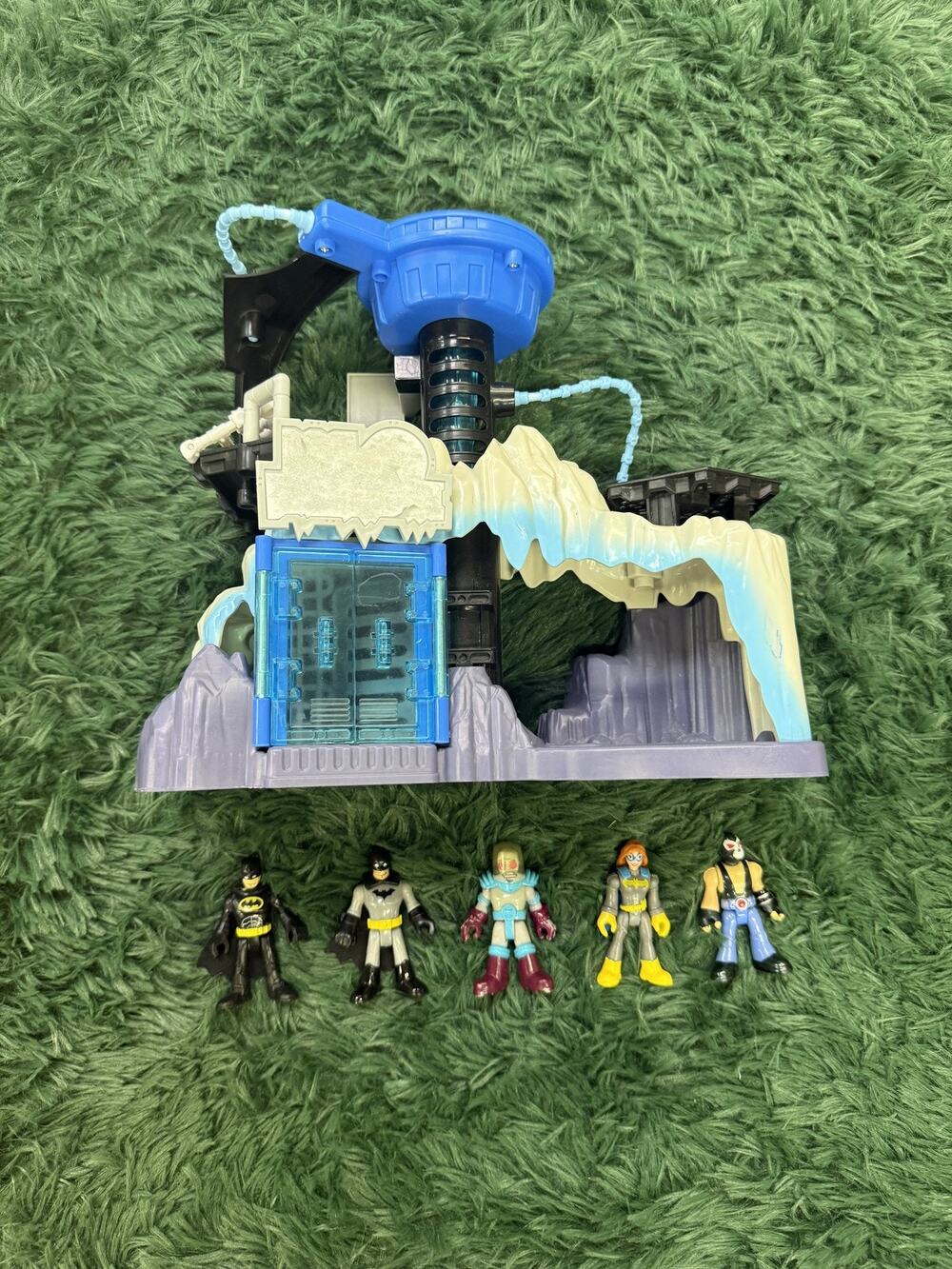 Fisher-Price Imaginext DC Super Friends Batman Mr. Freeze Playset w/ 5 Figures